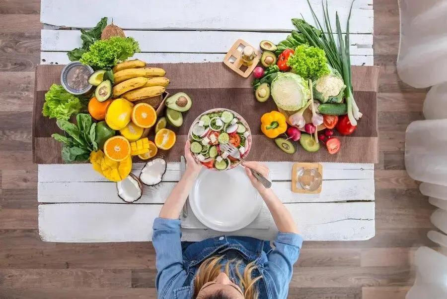 Como uma dieta equilibrada e exercícios podem mudar sua vida
